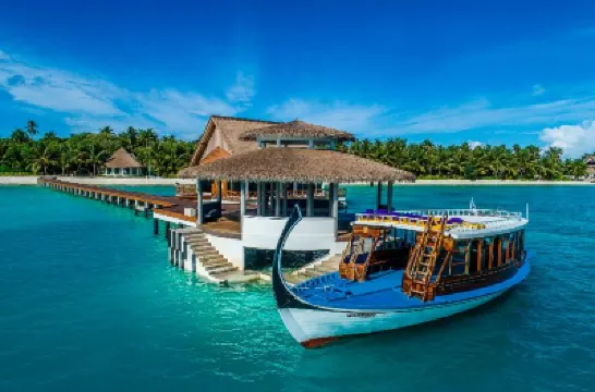 Mercure Maldives Kooddoo Adults Only Resort Hotels in 