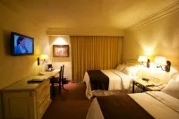 Hotel Gobernador Ξενοδοχεία στην πόλη 