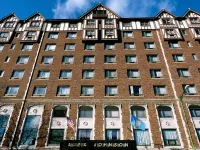 Hotel Alex Johnson Rapid City, Curio Collection by Hilton - parking