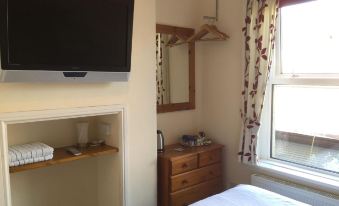Barbican Reach Guest House