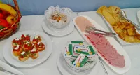 キャピタル ティラーナ ホテル - 朝食