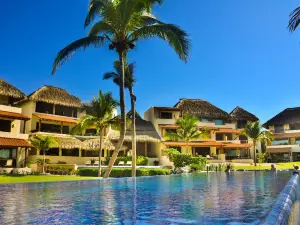 Las Palmas Luxury Villas