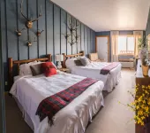 Angler's Lodge Hotels in Island Park
