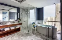InterContinental Hotels CARTAGENA DE INDIAS by IHG - Bathtub