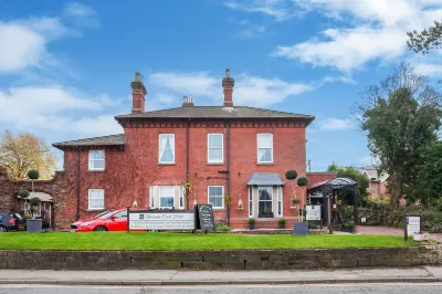 Alexandra Court Hotel