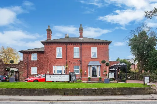 Alexandra Court Hotel Hotel di Horton