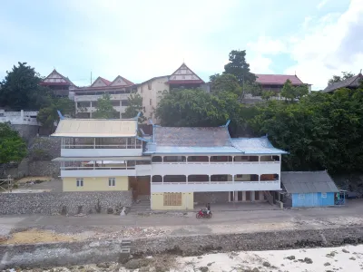Phinisi Hostel Bira Hotels in Bonto Bahari