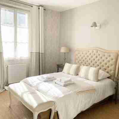 Restaurant - Hôtel - Caviste -Auberge du Chasseur Rooms