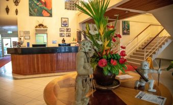 Bird of Paradise Hotel