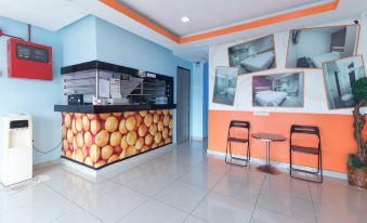 Super OYO 90296 Red Orange Hotel Port Klang
