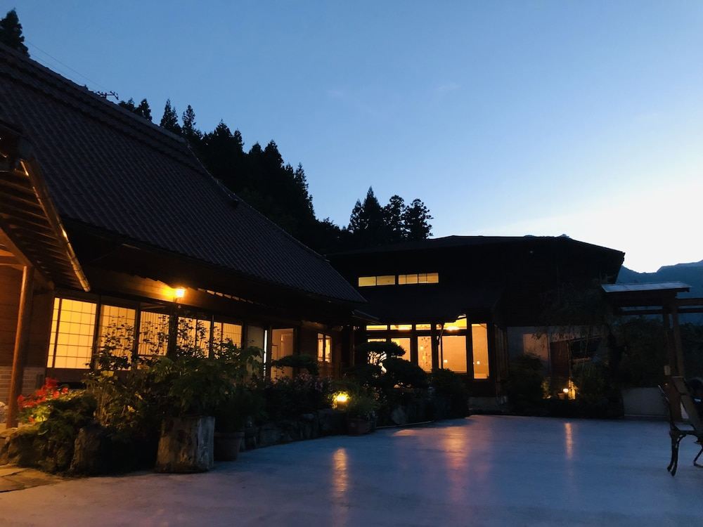 旅館 祖谷の宿 かずらや