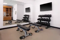 SpringHill Suites Kansas City Airport - Gym