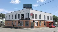 Centennial Inn on Bathurst فنادق في South Launceston