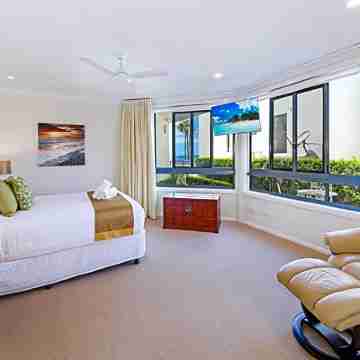 Alexandra on the Pacific Rooms