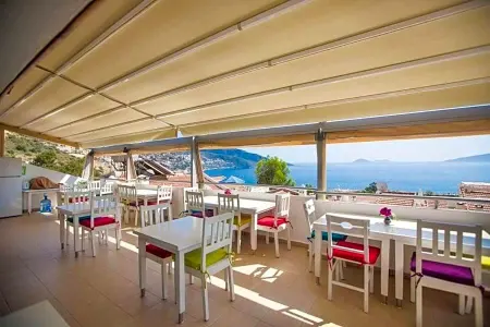 Courtyard Отели рядом с достопримечательностью «Kaputas Beach»