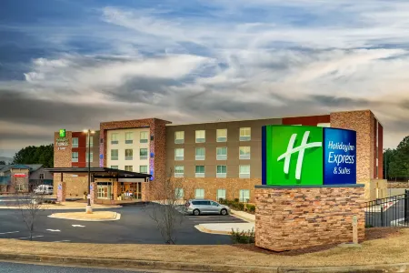 Holiday Inn Express & Suites Dawsonville