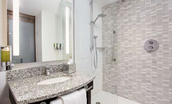 Hampton by Hilton Oxford