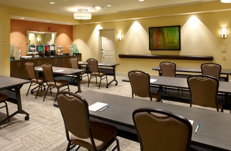 Homewood Suites by Hilton Pittsburgh Airport Robinson Mall Area photo 4