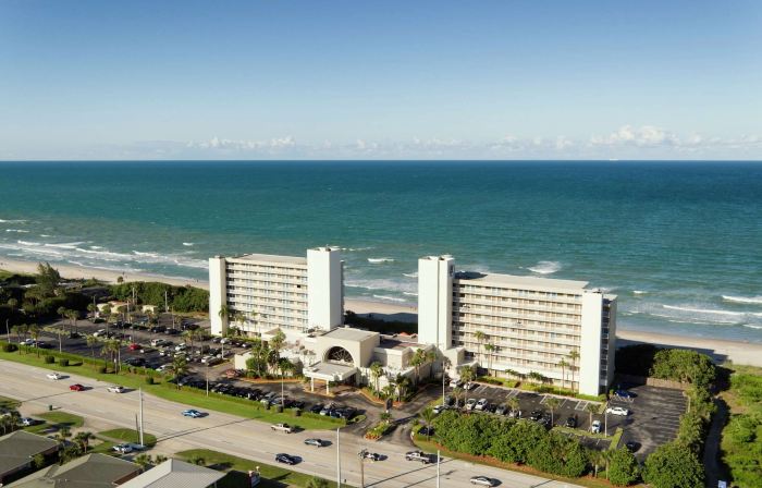 DoubleTree Suites by Hilton Melbourne Beach Oceanfront