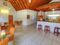 Beachfront Resort - bar