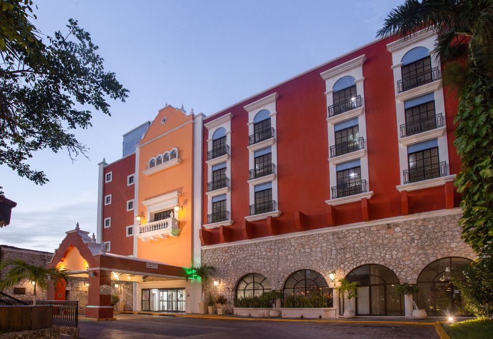 hotel overview picture