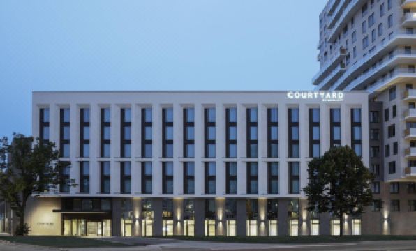 Courtyard Hamburg City