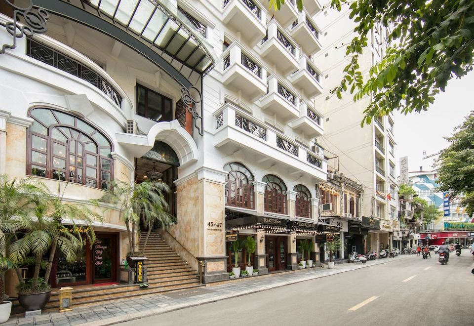 hotel overview picture