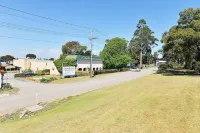 Cranbourne Motor Inn Hotels in Beaconsfield