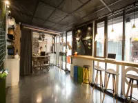 Light Hostel Chiayi