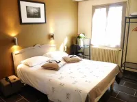 Hôtel-Restaurant la P'Tite Auberge Hotels in Notre-Dame-de-Gravenchon