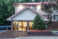 Super 8 by Wyndham Wall Hotels in Wall