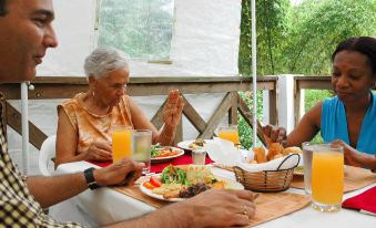 Forres Park Resort & Spa - Housity