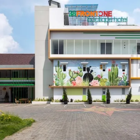 Three Eight Front One Boutique Batu Malang
