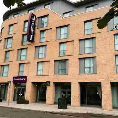 Premier Inn Cambridge East (Newmarket Road) Hotel Exterior