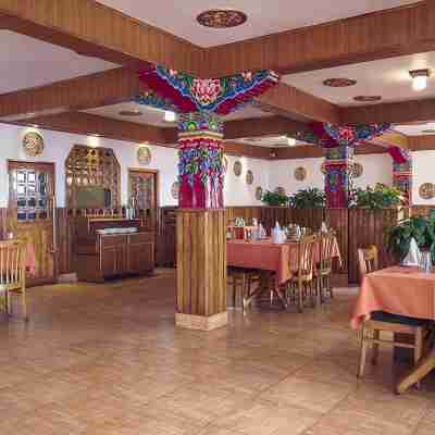 Hotel Tashi Delek Dining/Meeting Rooms