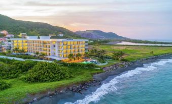 Koi Resort Saint Kitts, Curio Collection by Hilton