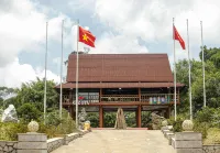 Resort Dakke Mang Den Hotels near Săn mây tại cung đường Hà Huy Tập