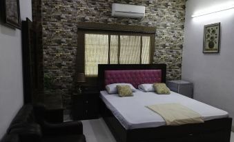 Saiban Guest House - Hyderabad