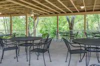 Days Inn by Wyndham Donegal Hotels in Ligonier