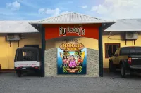 Big Daddy's Beach Club & Hotel
