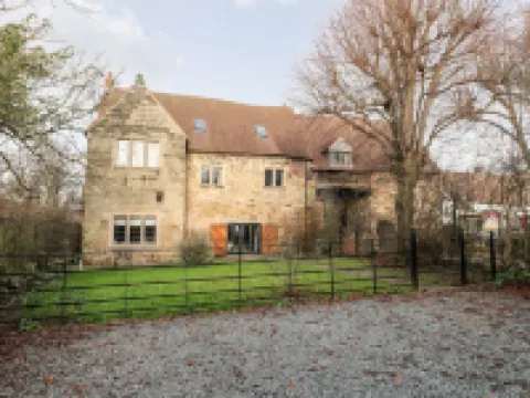 Gatehouse Croft Hotels in North Warwickshire District