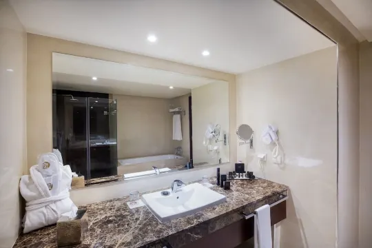 DoubleTree By Hilton Casablanca City Centre Phòng Photos