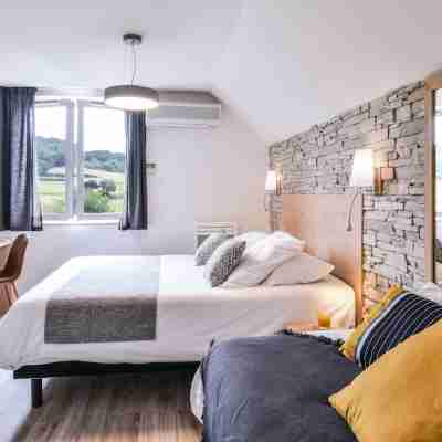 Logis Auberge du Relais Rooms
