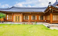Suncheon Bulbidang Hanok Pension Hotels near Songgwangsa Temple