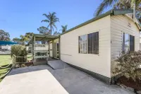 Paynesville Holiday Park Hotels in Raymond Island