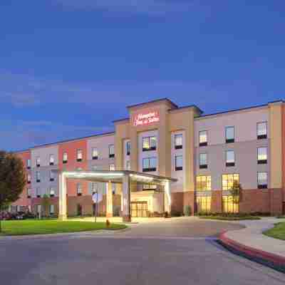 Hampton Inn & Suites Columbus Scioto Downs Hotel Exterior
