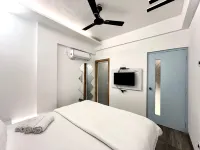PrivyStays St. Ricky's Apartment Hotel Hotels near Sasawane Beach