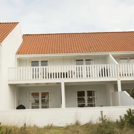 "Thorgrim" - 800m from the Sea