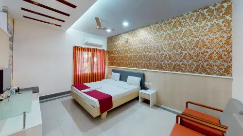 Hotel Puduvai Ashok - 3つ星