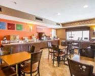 Comfort Inn & Suites Sierra Vista Near Ft Huachuca - breakfast
